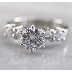 Round Cut Engagement Ring For Women Mined Diamond