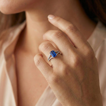 Round Natural Earth Mined Diamond Ceylon Sapphire Engagement Ring 2.50 Carats Split Shank
