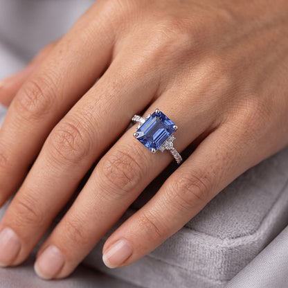 Solitaire Accents Ring Blue Sapphire & Natural Earth Mined Diamond 4 Carats Emerald Cut