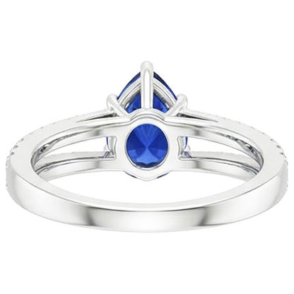 natural round sapphire 4ct ring on white background