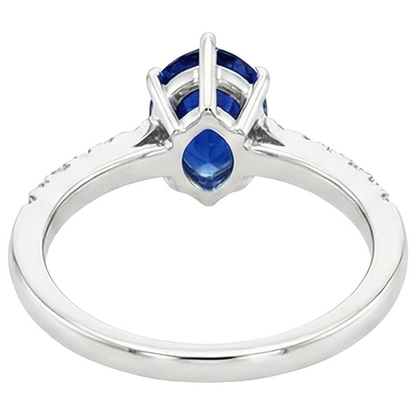 natural round sapphire 5ct ring on white background