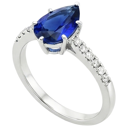 natural round sapphire 5ct ring top view