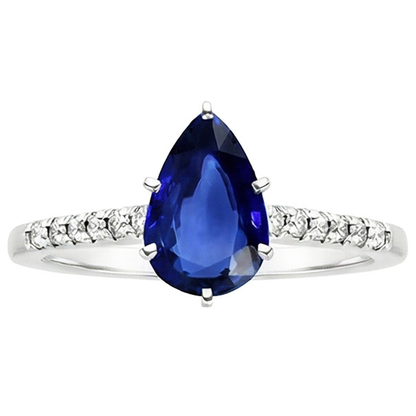 natural round sapphire 5ct ring close up detail