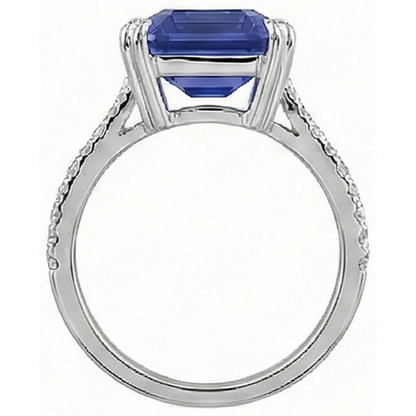 natural emerald sapphire 3ct ring on white background