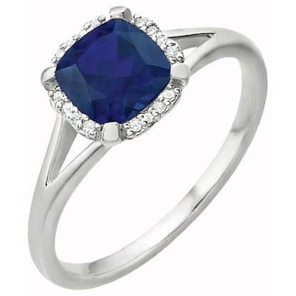 Solitaire With Accents 2.50 Ct Sri Lankan Sapphire And Natural Earth Mined Diamonds Ring