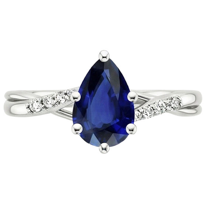 natural round sapphire 4.50ct ring close up detail