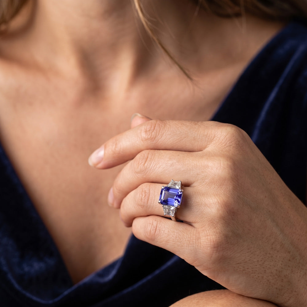 Sparkling Radiant Natural Earth Mined Diamond 3 Stone Ring Sri Lanka Sapphire 3.50 Carats