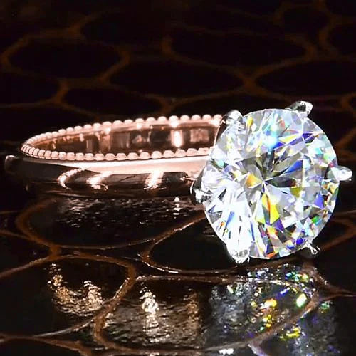 Sparkling 4 Carat Round Diamond Solitaire Ring