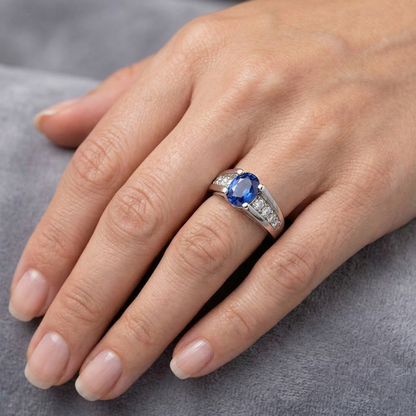 Sparkling Oval Ceylon Sapphire Natural Earth Mined Diamonds Ring 2.10 Carats White Gold