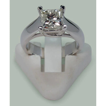 Sparkling Princess Diamond Solitaire Ring