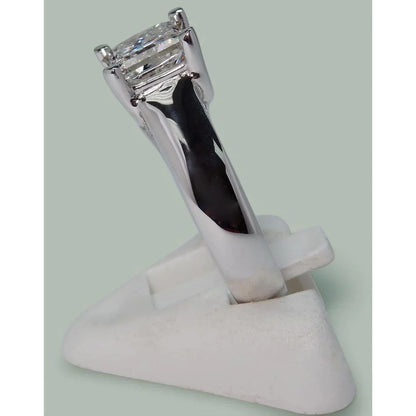 Sparkling Princess Diamond Solitaire Ring