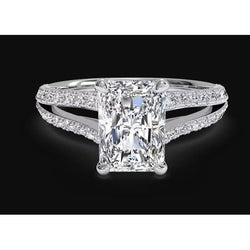 Sparkling Radiant And Round Cut Diamond Engagement Ring 3.40 Carats