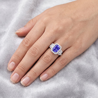 Trapezoid & Round Natural Earth Mined Diamond Halo Ring Gold Ceylon Sapphire 4.50 Carats