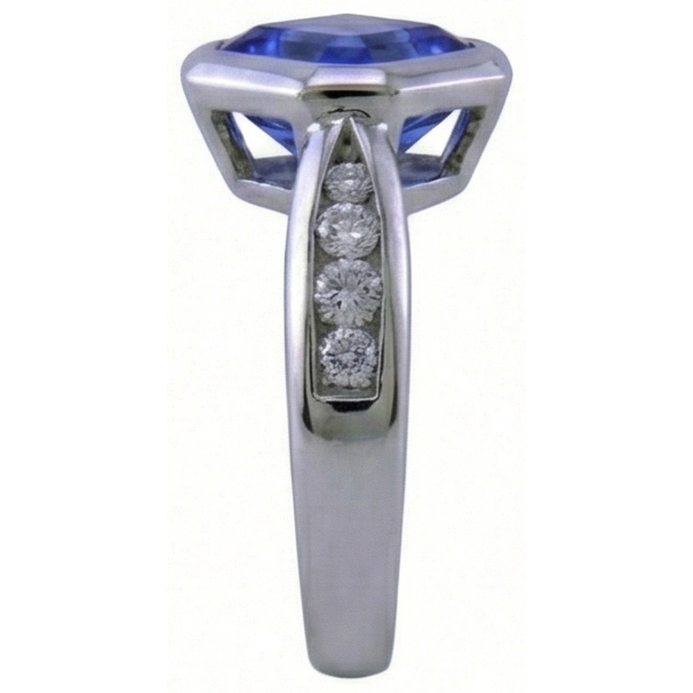 Two Tone Gold Emerald Tanzanite Natural Earth Mined Diamond Ring Bezel 3.75 Carats