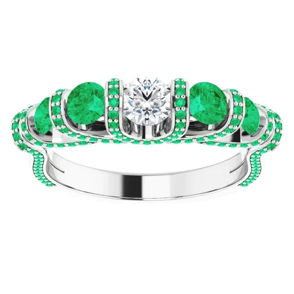 Unique Style Round Diamond Emerald Ring 3.90 Carats