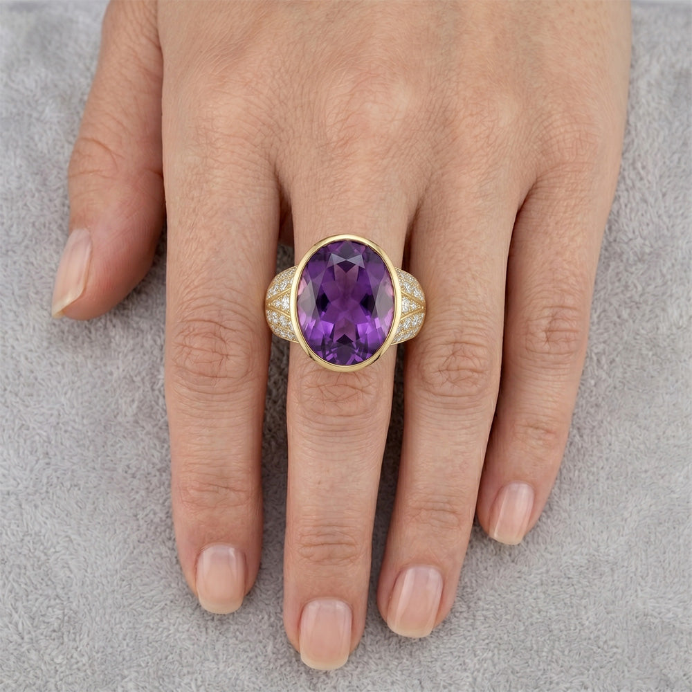 VVS Clarity Purple Amethyst Colored Stone Ring 9 ct – 14K Yellow