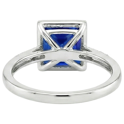 natural round sapphire 3.75ct ring on white background