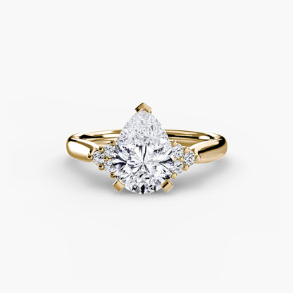 natural round diamond 0.08ct other on white background
