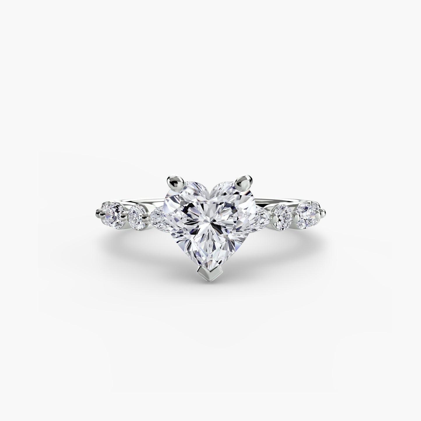 natural round diamond 0.35ct band lifestyle photo