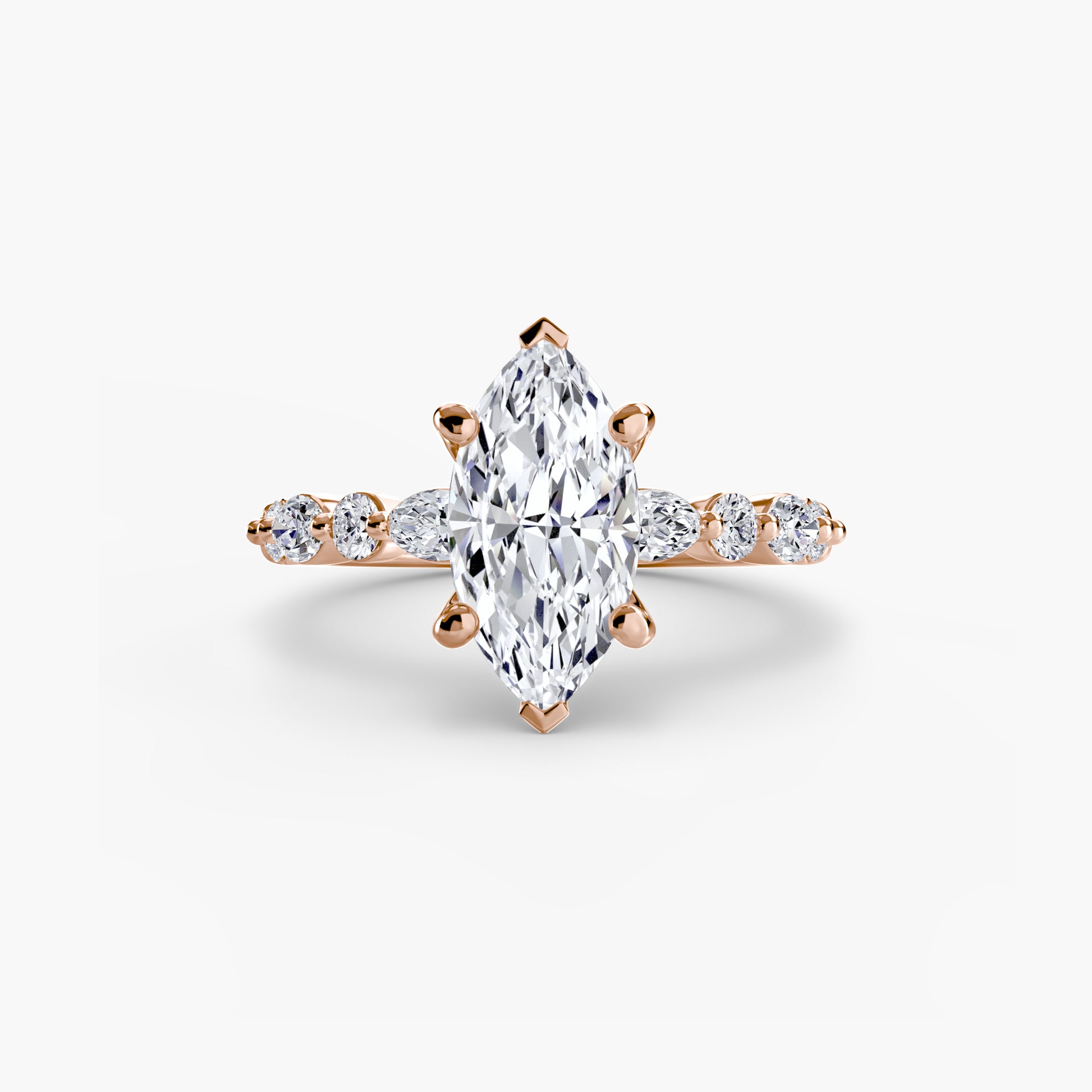natural round diamond 0.35ct band close up detail