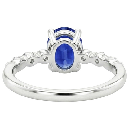natural round sapphire 4.50ct ring on white background