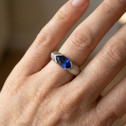 Natural Real ( Not Lab Grown )  White Gold Solitaire Ring Bar Set Marquise Ceylon Sapphire 1 Carats