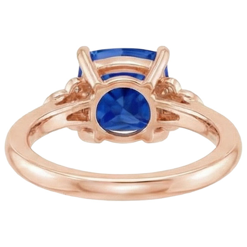 natural round sapphire 2.50ct ring on white background