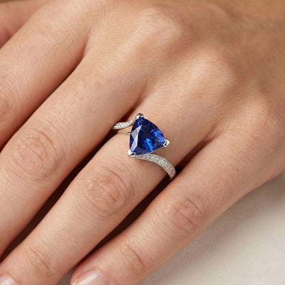 Women Natural Earth Mined Diamond Ring Trillion Deep Blue Sapphire 2.50 Carats