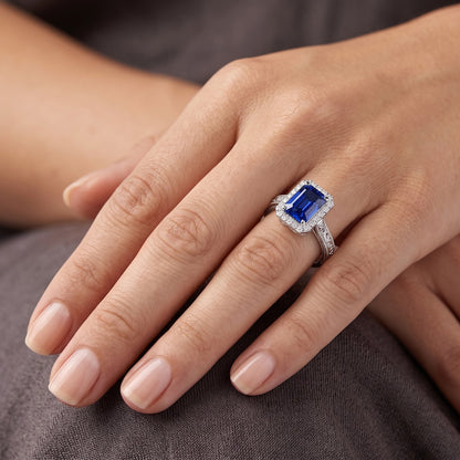 Women's Natural Earth Mined Diamond Halo Ring 2 Carats Srilankan Sapphire Gold Filigree
