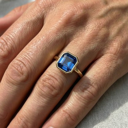 Natural Real ( Not Lab Grown )  Yellow Gold Solitaire Bezel Set Ceylon Sapphire Ring 5 Carats