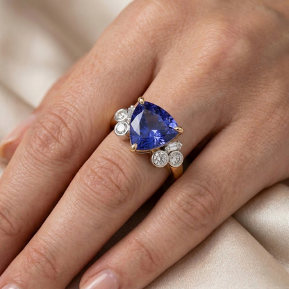 Yellow Gold Trillion Cut Sri Lanka Sapphire Natural Earth Mined Diamonds 6.11 Ct. Ring