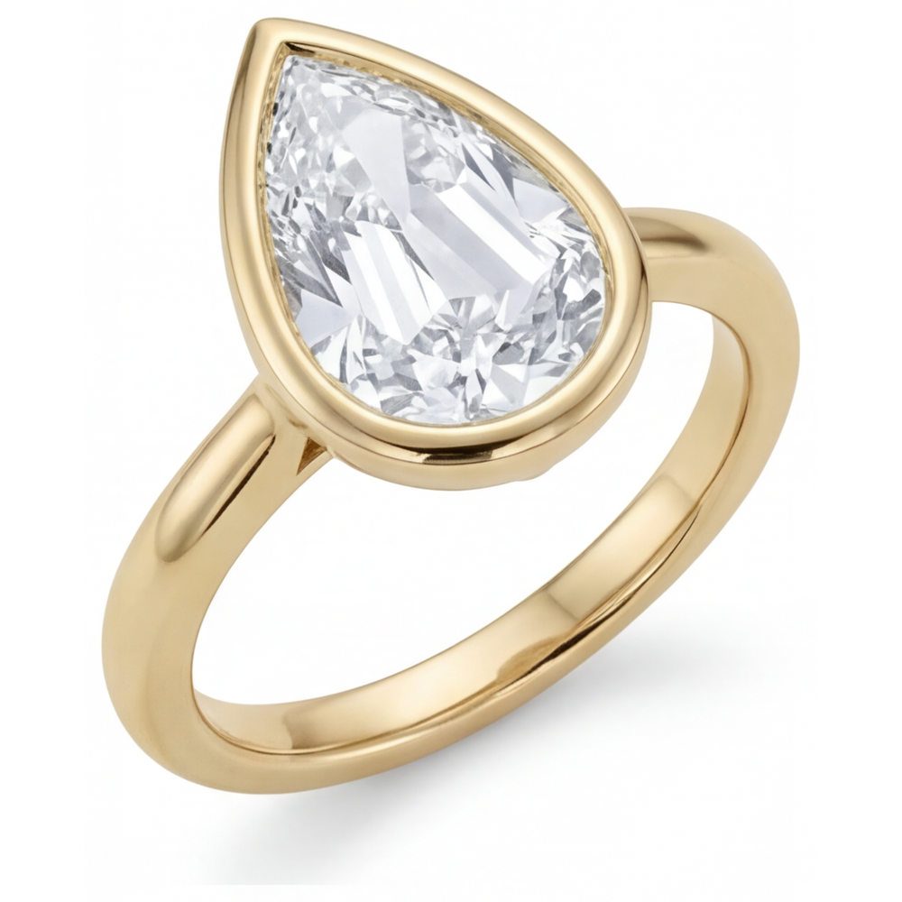 Brilliant Diamond Pear Shape Solitaire Engagement Ring in 14 Karat Yellow Gold – front view