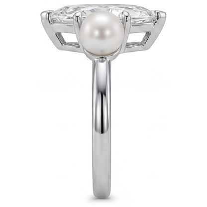Marquise Diamond ring in 14K White Gold – angle view