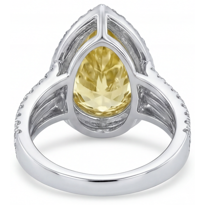 Brilliant Statement Ring 4 ct – profile view