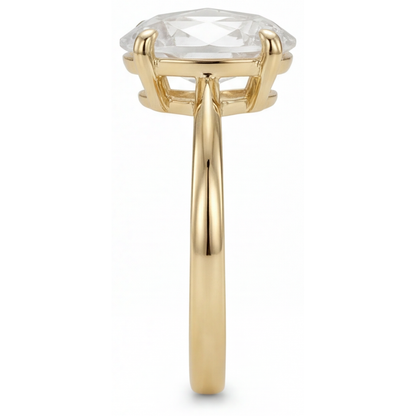 Ring 14K Yellow Gold with Fine Diamond – angle view