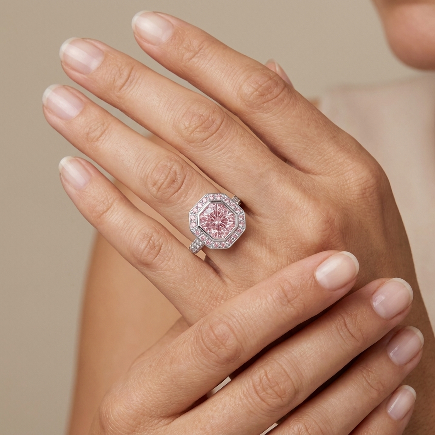 Pink Diamond Ring 3.9 Carat Round