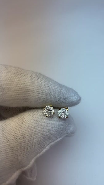 1 Carat Round Earth Mined Diamond Stud Earrings