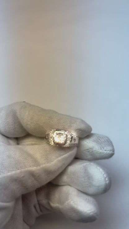 Custom Jewelry White Gold Anniversary Ring Round Real Diamond