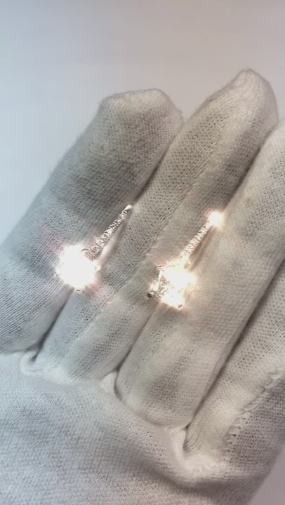 Sparkling 4.70 Carats Natural Earth Mined Diamonds Women Dangle Earrings White Gold 14K