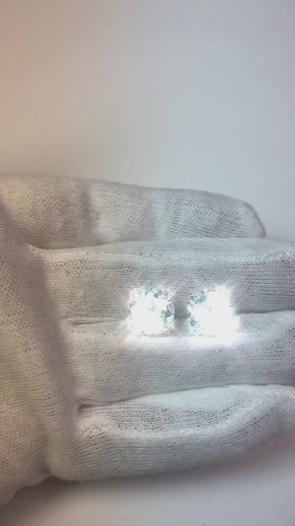 Gorgeous 8 Carats Aquamarine Lady Stud Earrings White Gold 14K