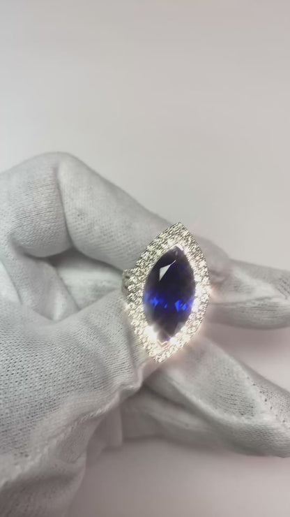 21.25 Ct Solitaire With Accent Tanzanite With Natural Earth Mined Diamonds Ring Gold 14K