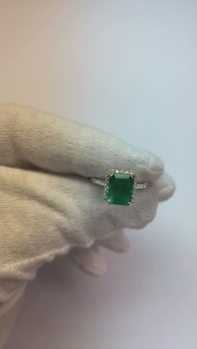 3.55 Ct Emerald Cut Green Emerald With Round Natural Earth Mined Diamond Wedding Ring
