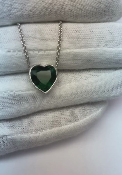 7 Ct Big Heart Shape Green Emerald Pendant Necklace