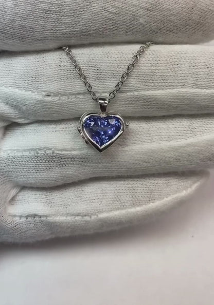 Solitaire Heart Ceylon Sapphire Locket Pendant With Chain 3 Carats