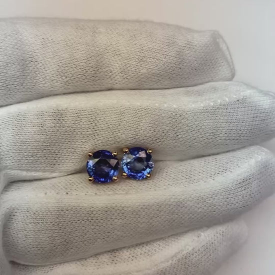 6CaratsRoundCutBlueSapphire