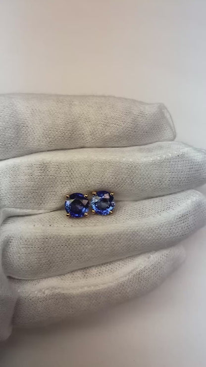 6CaratsRoundCutBlueSapphire