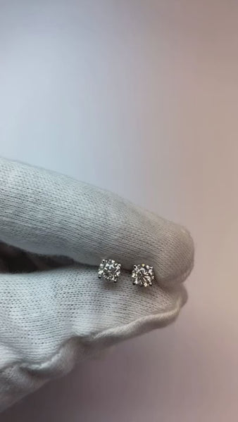 1 Carat Diamond Stud Earring Round Cut