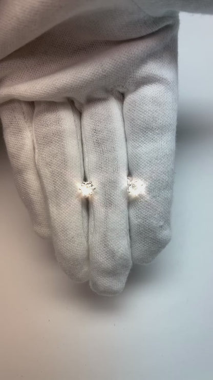 1.20 Carats Solitaire Prong Set Round Natural Earth Mined Diamond Stud Earring