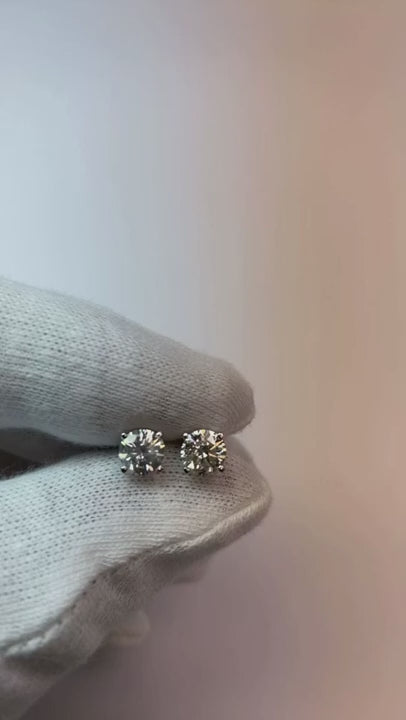 Natural Earth Mined Diamond Studs Earring 1.50 Carats Basket Setting Jewelry