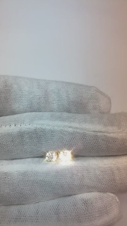 1 Carat Round Natural Earth Mined Diamond Prong Set Lady Stud Earrings